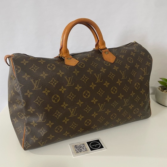 Authentic Louis Vuitton ( Vintage) Speedy 40 monogram - Picture 1 of 16